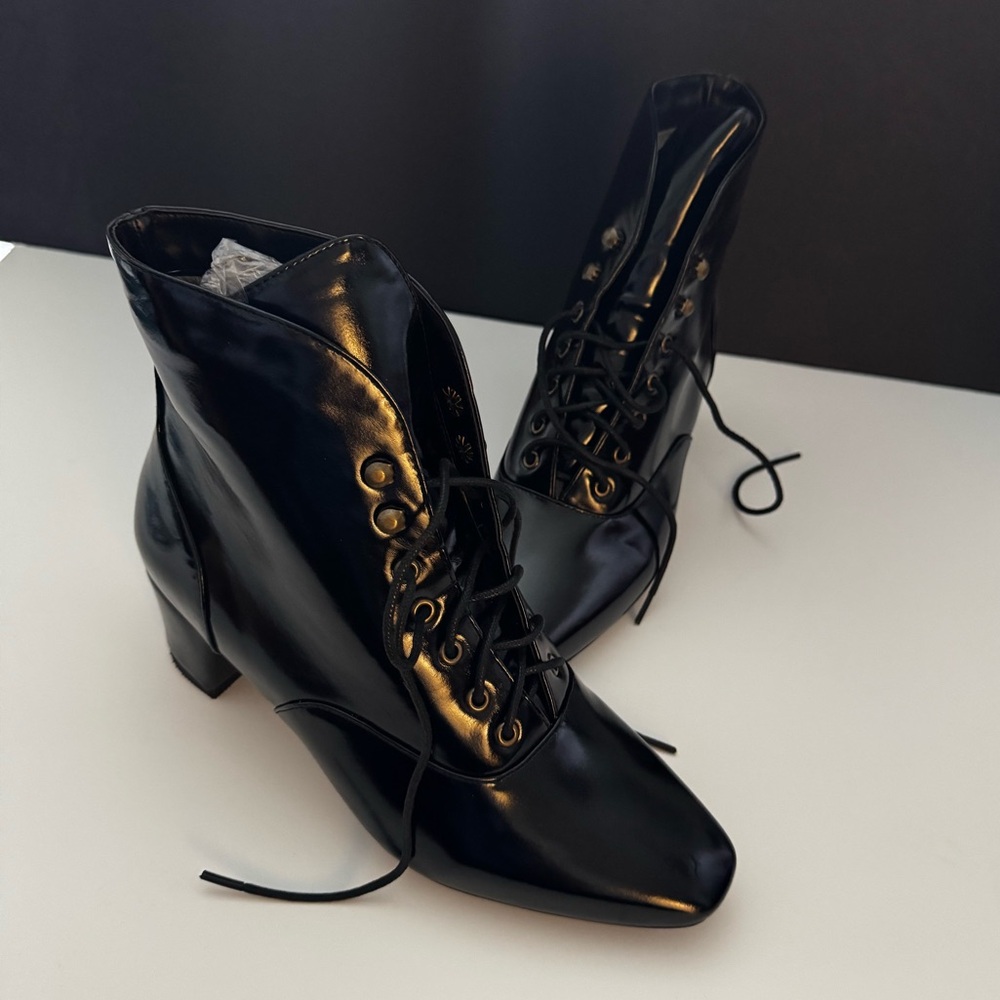 Elegant Black Lace-Up Ankle Boots